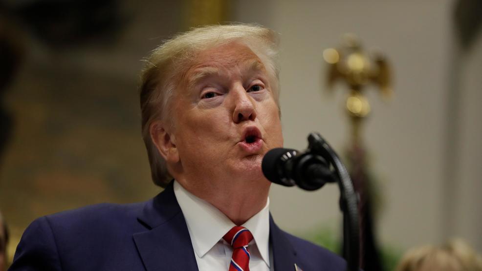 Trump AP19319698063837.jpg