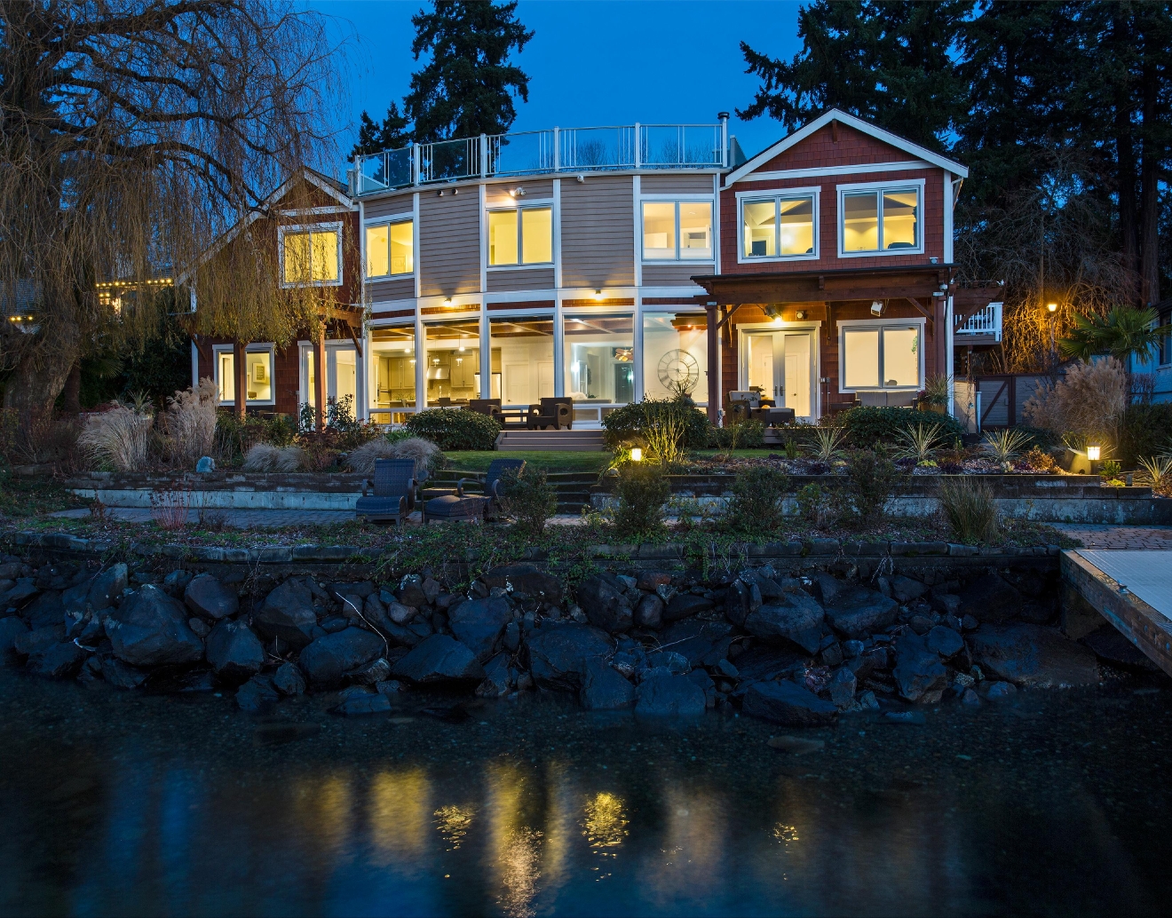 The Living Room to End All Living Rooms is on Juanita Bay Seattle Refined