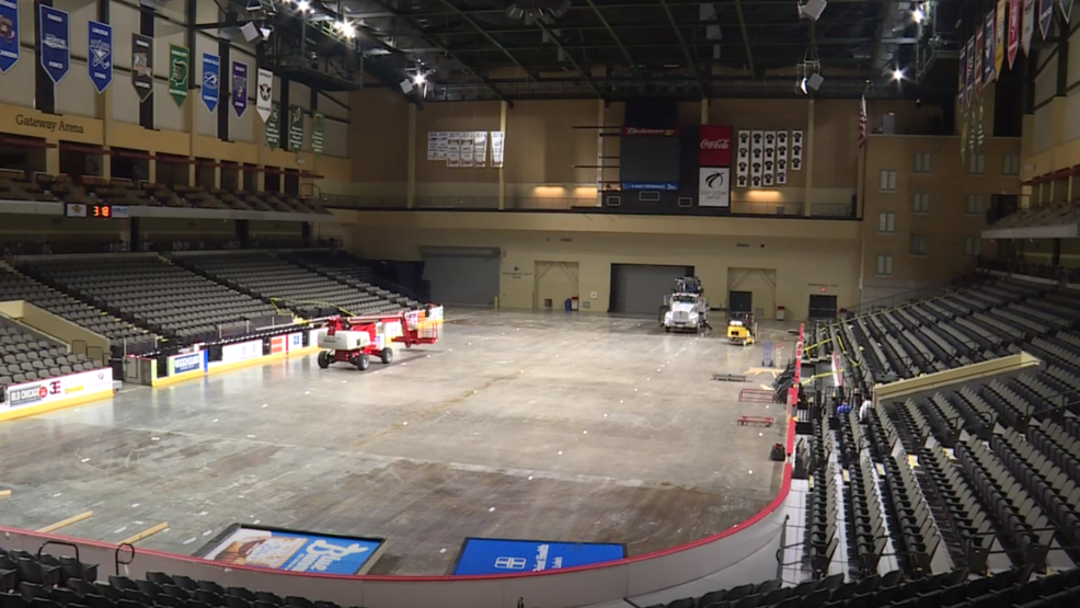 tyson-events-center-starts-process-of-installing-new-scoreboard-kmeg