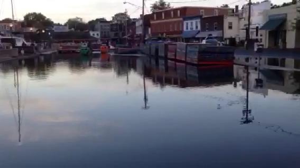 Man dies in boating accident near Annapolis WJLA