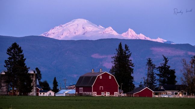 Mt. Baker ski resort finishes season with 70 feet of snow