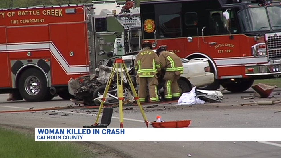 One killed after car, truck collide in Battle Creek WWMT