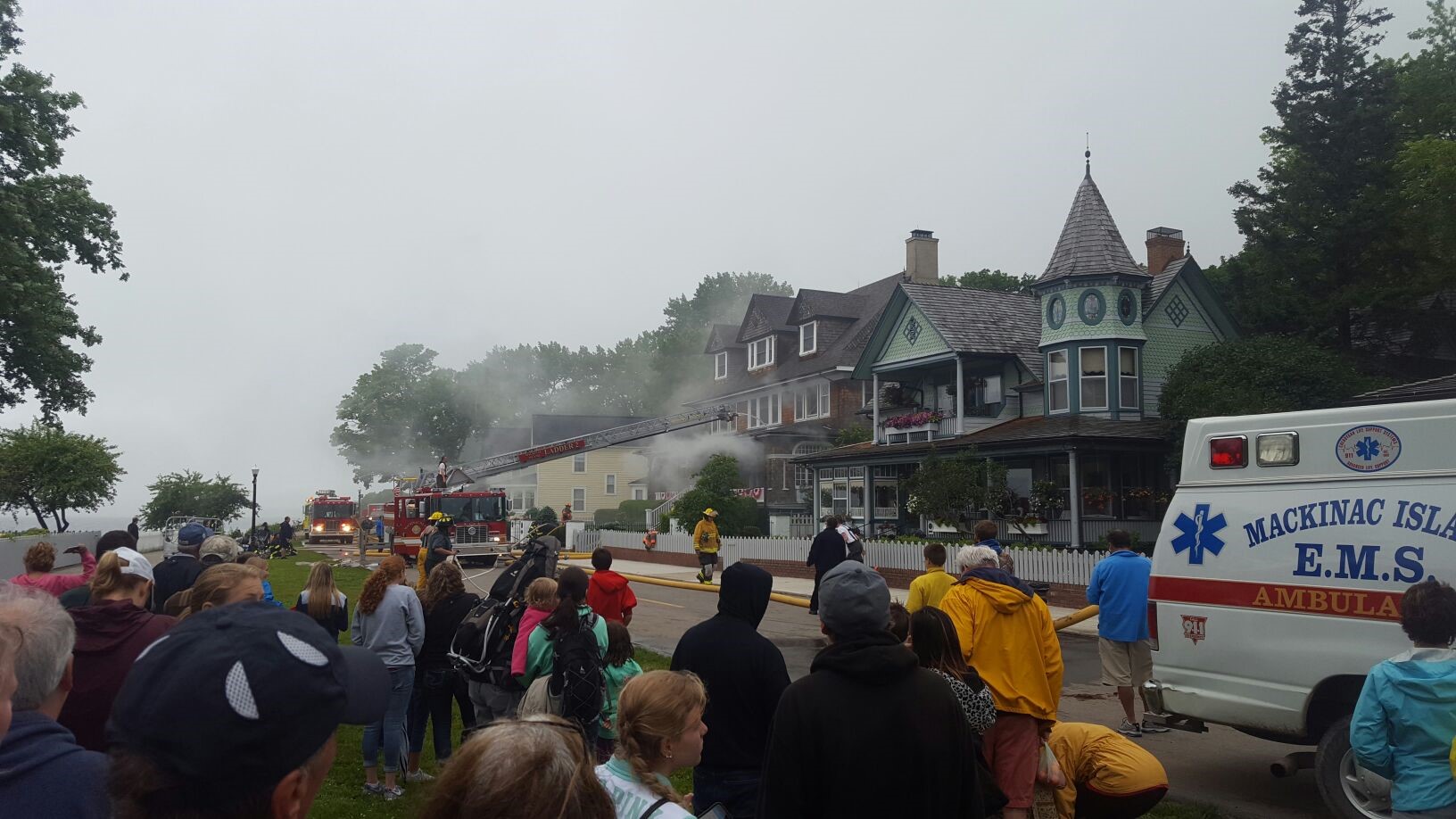 Crews battle fire on Mackinac Island WPBN