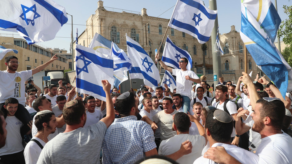 Israel Palestinians AP21130504537172.jpg