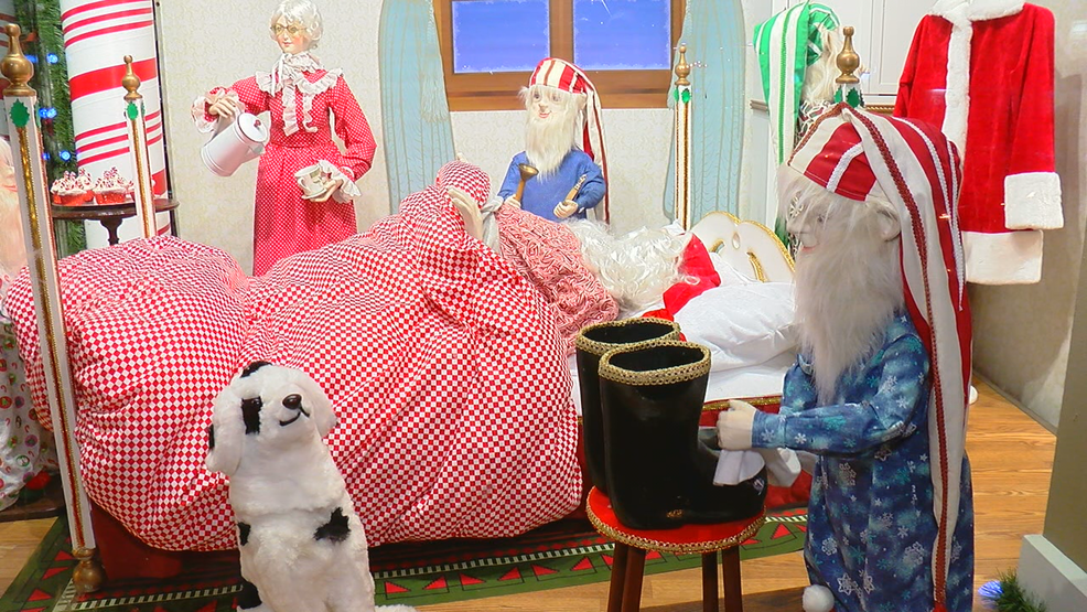 Sims Furniture Christmas Display In Covington Delights Families Sims Furniture Christmas Display In Covington Delights Families Across The Tri State