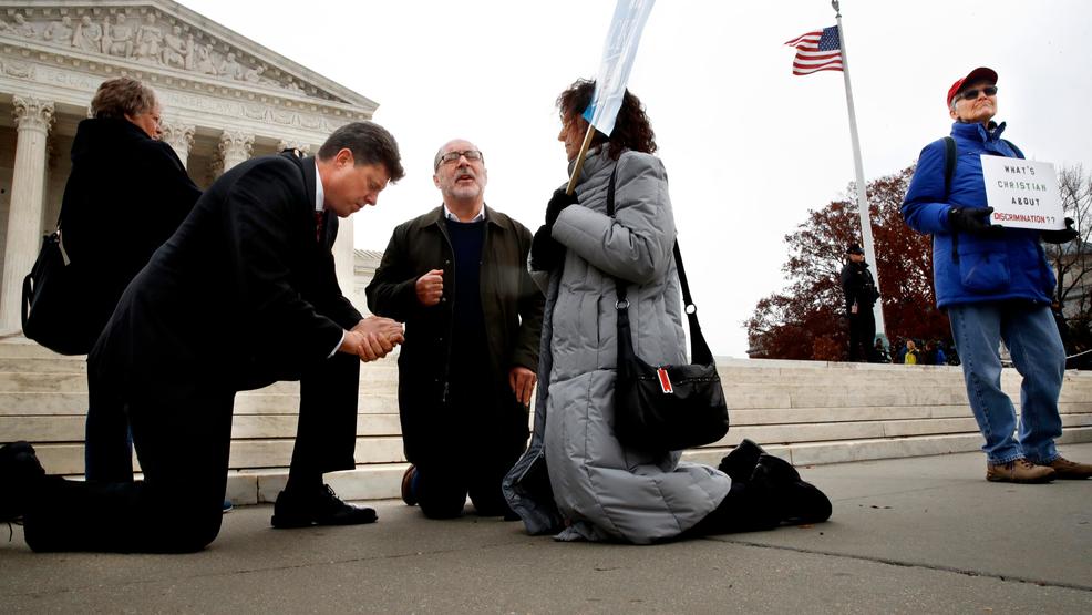 APTOPIX Supreme Court Wedding Cake Masterpiece Cake case both sides at Oral hearing AP84.jpg