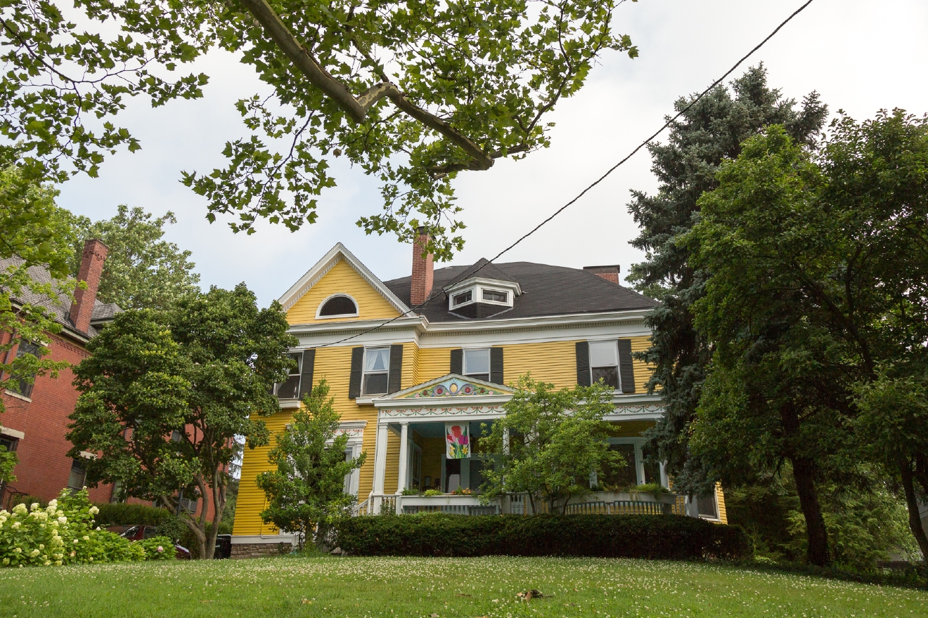Photo Tour The Lovely Homes Of Clifton Cincinnati Refined