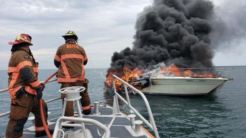 10 people rescued from boat in New Buffalo just before fire broke out